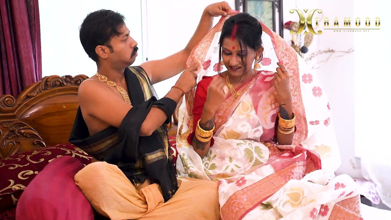 Xtramood: Re del villaggio indiano si scopa sua moglie