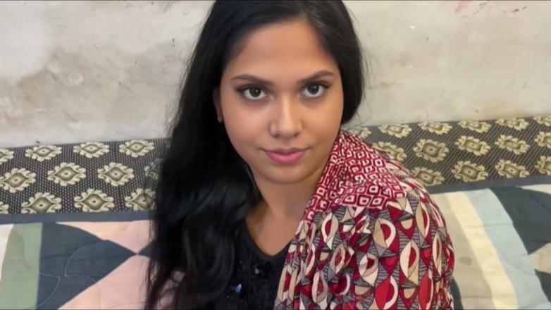 Desisexqueen: Poprvé indická krásná desi modelka má hardcore sex s řidičem