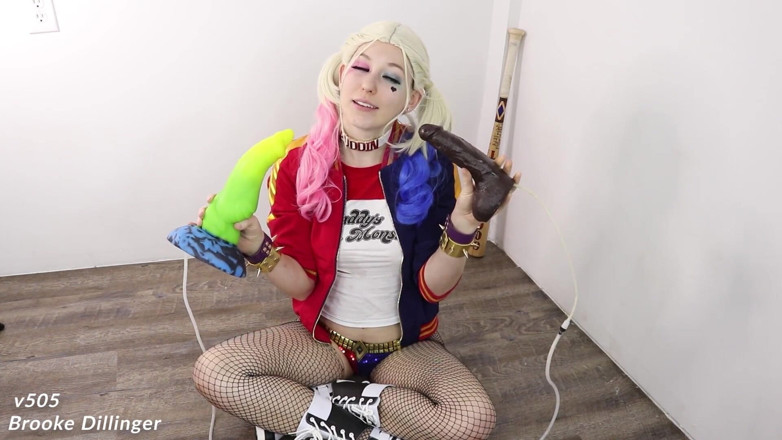Brooke Dillinger: Harley Quinn bukkake gruppknull