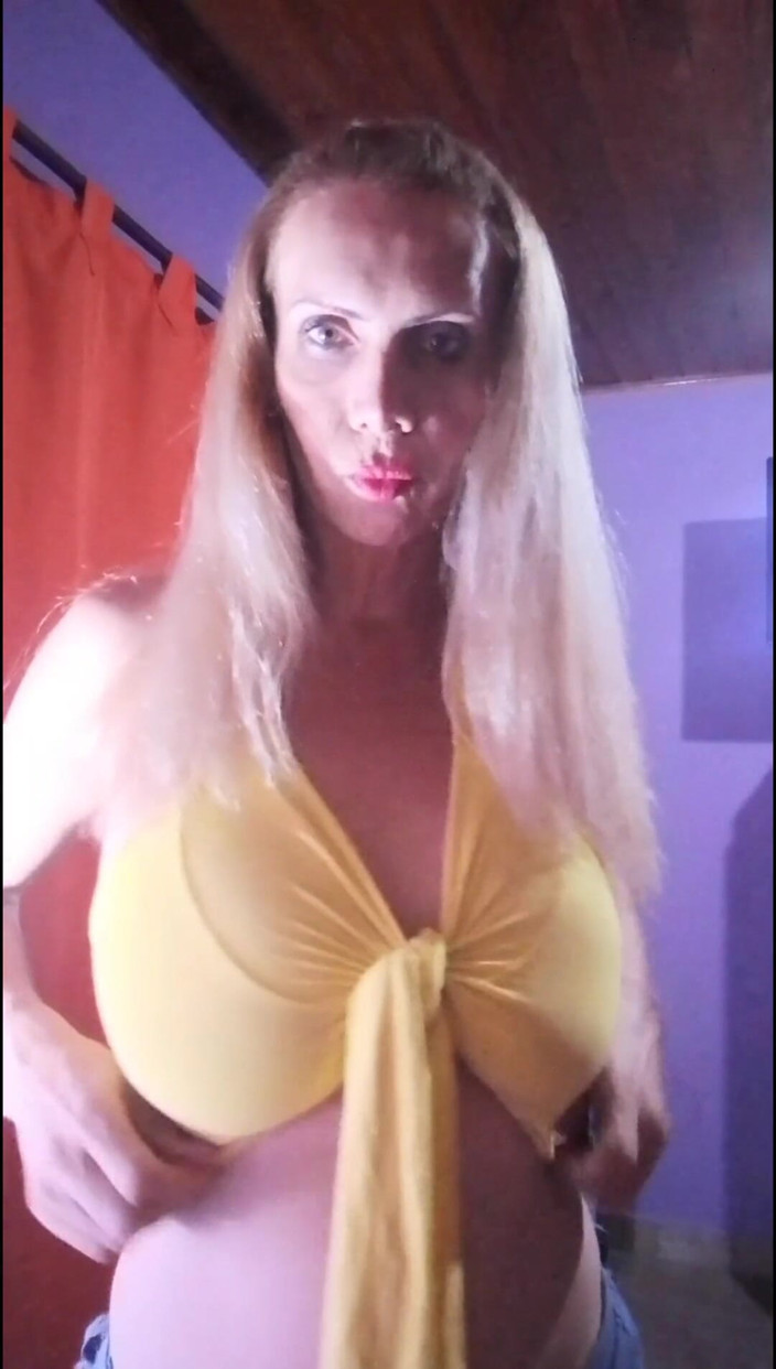 Devil_trans_sami: Trong quần đùi và khỏa thân