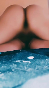 Sensual safada fodendo seu padrasto