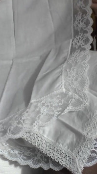 Latihan Cumshot: Squirt On My White Lace Handkerchief, Lady Victoria Valente
