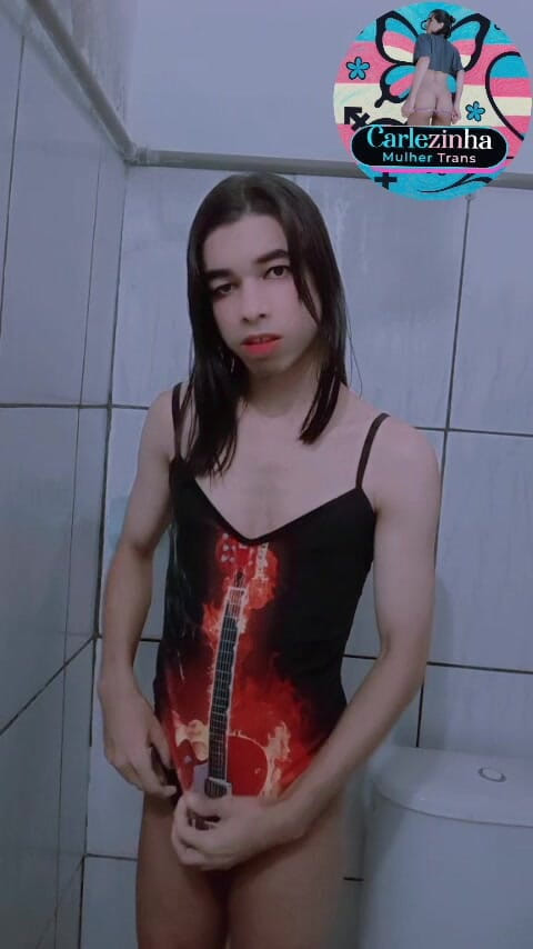 Srta. Carla: Carlezinha - Pelacur dengan baju renang dan celana dalam yang terjebak...