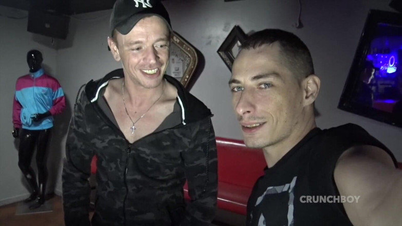 Raw French Bad boys: Morgan futută fără prezervativ de un băiat rău din Paris
