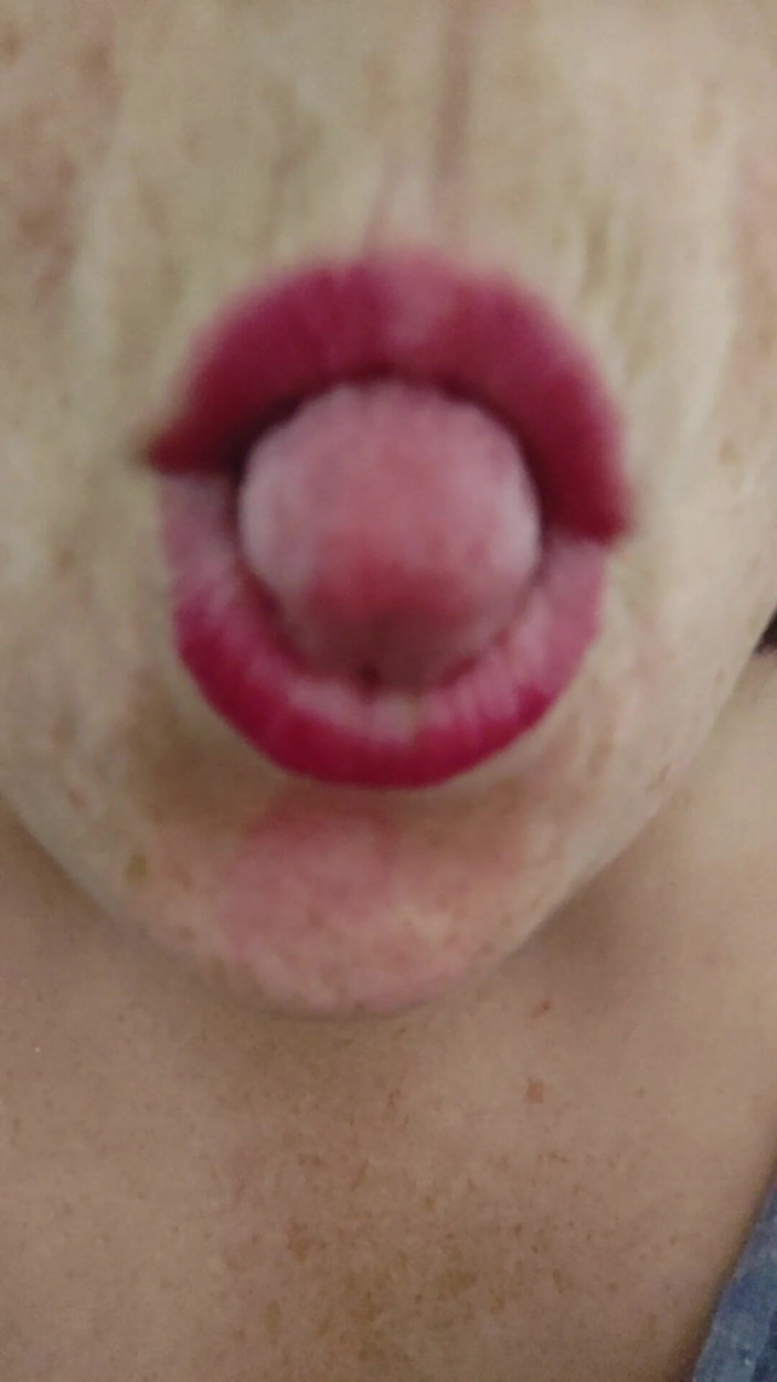 AngYourDirtyCanadian: Some Mouth Togue and Teeth