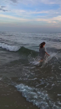 Nice Sea Embrace