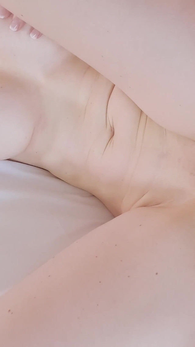 Anal Creampie and Pissing with Busty MILF Missdreamzxxx Atp ATM