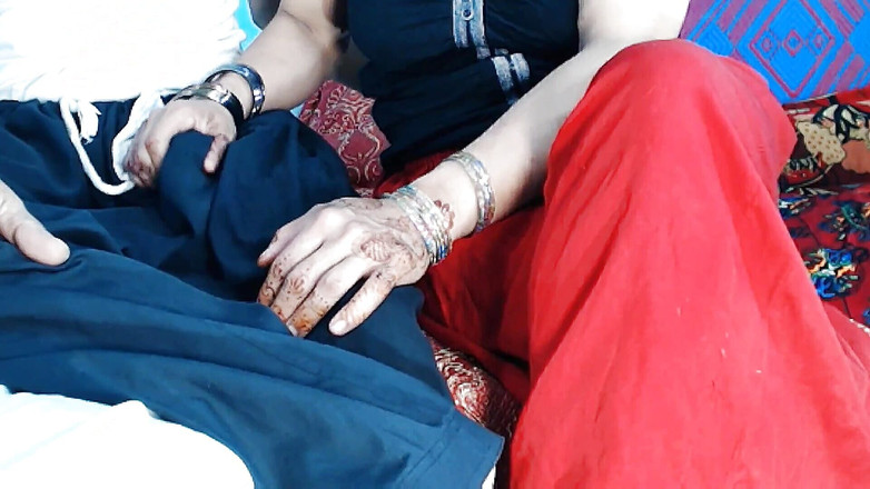 Netu: Meine heiße desi-freundin anal wurde im doggystyle wirklich harter analsex...