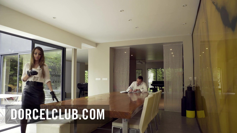 Dorcel Club: Cara, luxury home girl