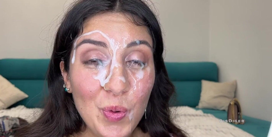 Dis Diger: Compilation d’éjacs sur le visage. Compilation d’éjacs faciales