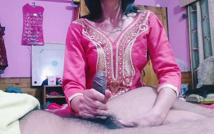 Bolly Karma: Il est certainement plus gros que ce à quoi je m’attendais,...
