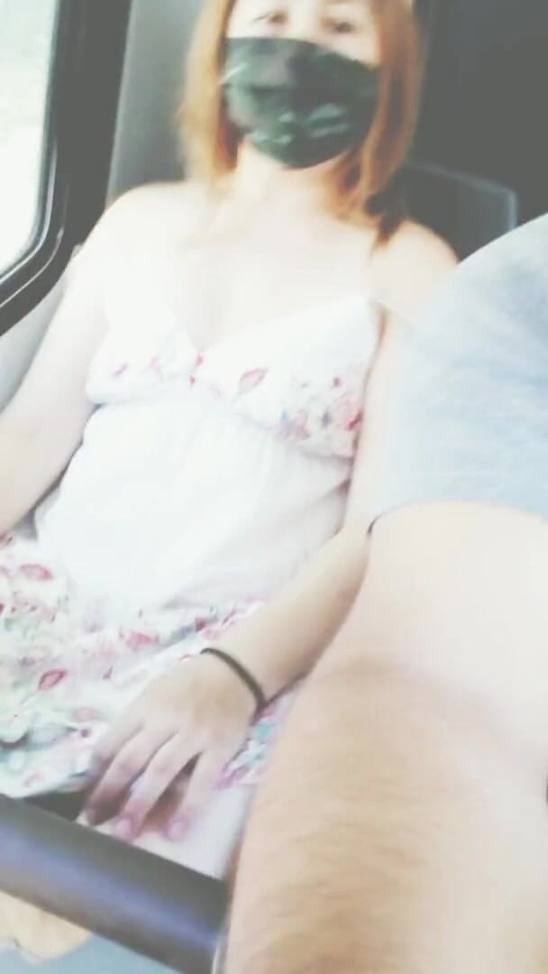 Activecouplearg: Atrapado en el autobús mientras se masturba al hombre