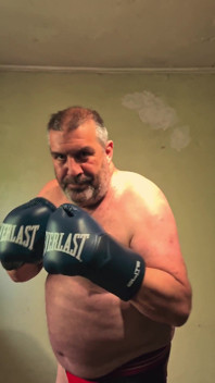 Silver Daddy Boxer vs toi, partie 2