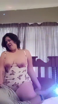 Vợ hàng xóm hàng xóm đến oops nó đã xảy ra một lần nữa