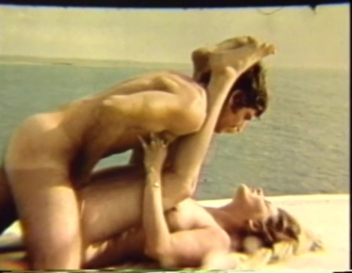 Vintage megastore: Вінтажний трах на човні