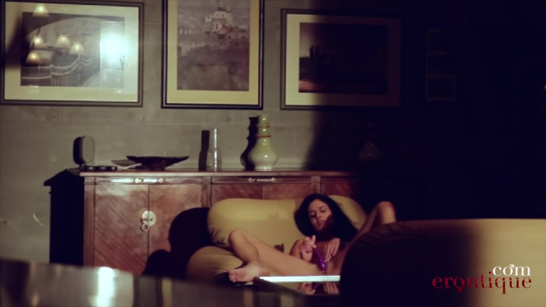 Eroutique: Lucy lee - gece yarısı orgazmı