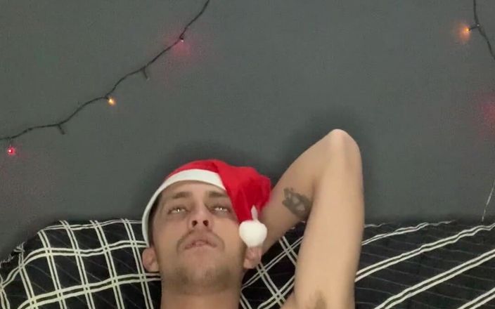 monstromineiro: Büyük baba Noel kostümü Brezilya