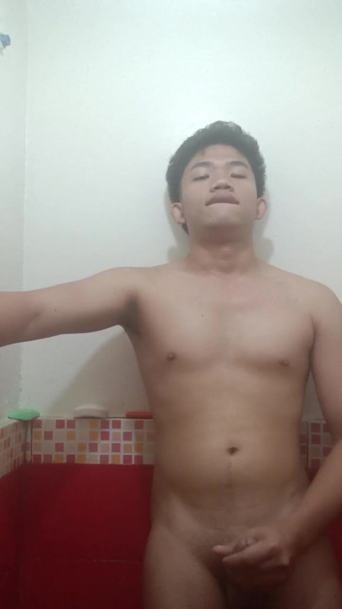 Rent A Gay Productions: Filipino excitado está excitado e desabafa