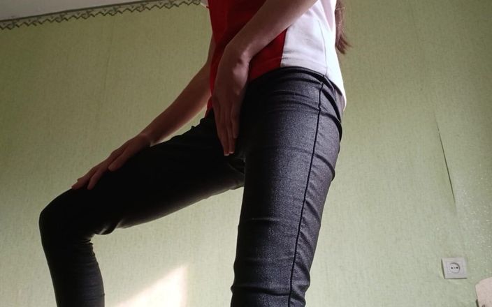 Lesbian-illusion: Tôi thủ dâm với hàng xóm của tôi trong căn...
