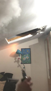 Hermosa vapeando