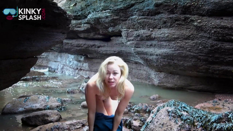 UKCuteGirl Lucy Lauren: Deniz kenarında wetsuit 31 talimatı ve lastik ovma