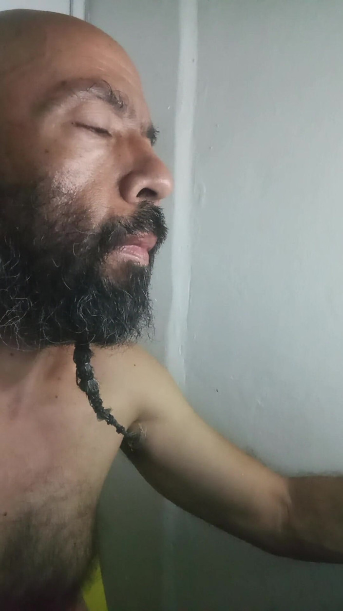 Jhonbahh: Contra La Mesa alimenta una salvaje hambre de polla