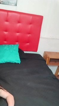 Mengongkek ibu tiri saya dengan keras