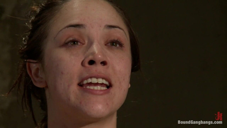 Bound Gang Bangs by Kink: Hete brunette fantaseert over gekleed zijn in uniform en agressief...