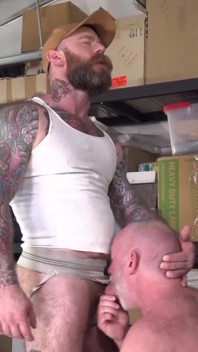 BEARFILMS - Bares baise avec Jake Dixon et Johnny Pierce