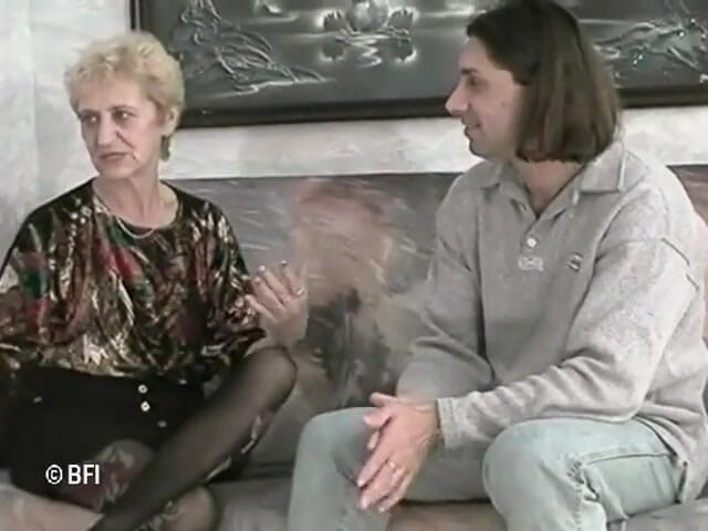 Nasty matures and dirty grannies club: Il compleanno di mia nonna