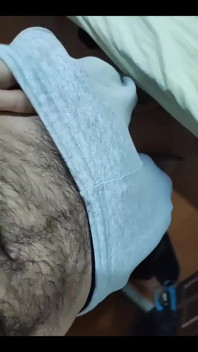 Tu aimes ma bite poilue