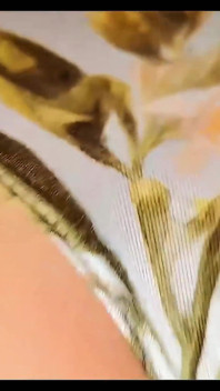 POV speelt met Nicole's grote kont