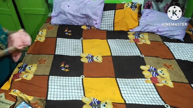 Saxesageth: Suri rumah seksi