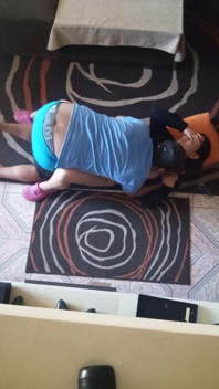 Un rapido video con la mia matrigna in salotto
