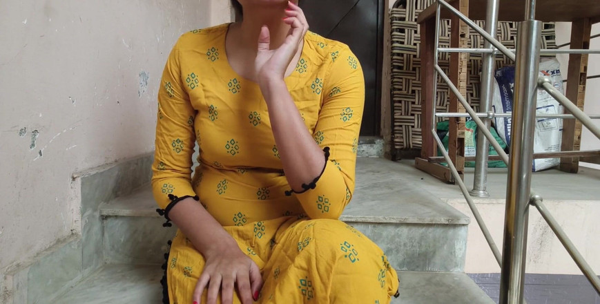 Saarabhabhi6: ヒンディー語のセックスストーリーロールプレイ-メイドは言いました、先生、あなたが私の給料を増やすなら、私はあなたにすべてを与えます