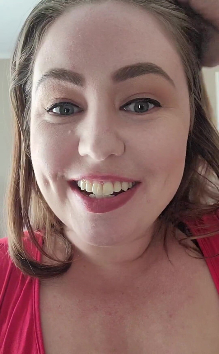 KinkyKatie: Komşumu sikmek istiyorum!!
