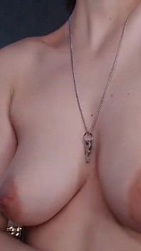 Dolce castità stuzzica camgirl
