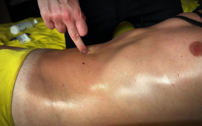 Navel fans: 사일런트 눈가리개를 한 구구펀치와 배꼽 플레이