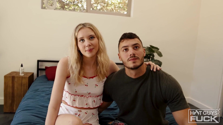 Hot Guys Fuck: Blonde Freshmen with Tight Pussy Loves Buff Guys.
