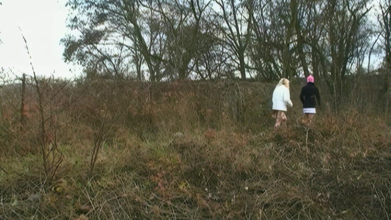 Best Amateur Sex: Stepdaddy Fucks Stepmom on Vacation and I'm Still Joining in!