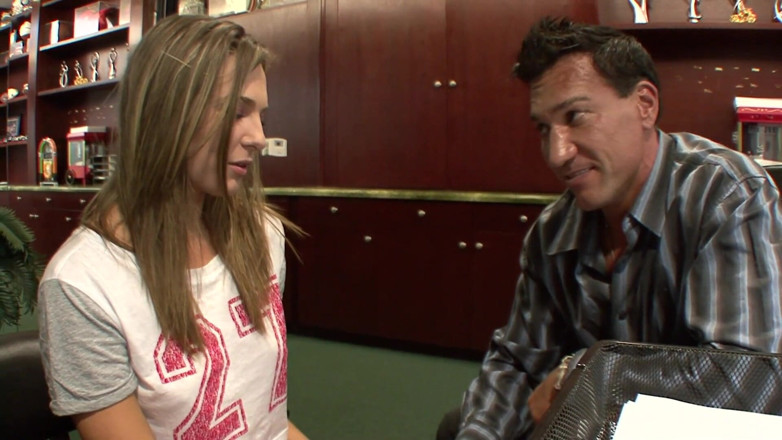 Dirty fantasy: Cute Teen Is Infatuated with Her Stepdad
