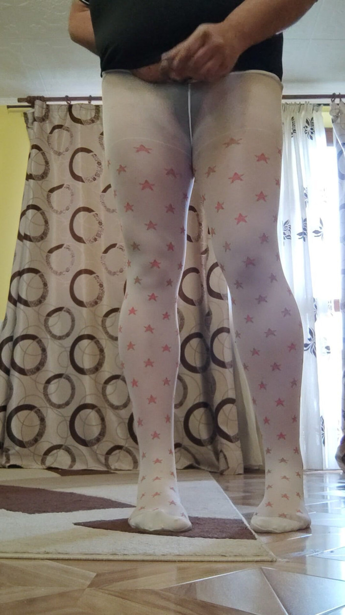 Pantyhosecouple123: Jag gnuggar det i mina tights, tights, tights, vita leggings