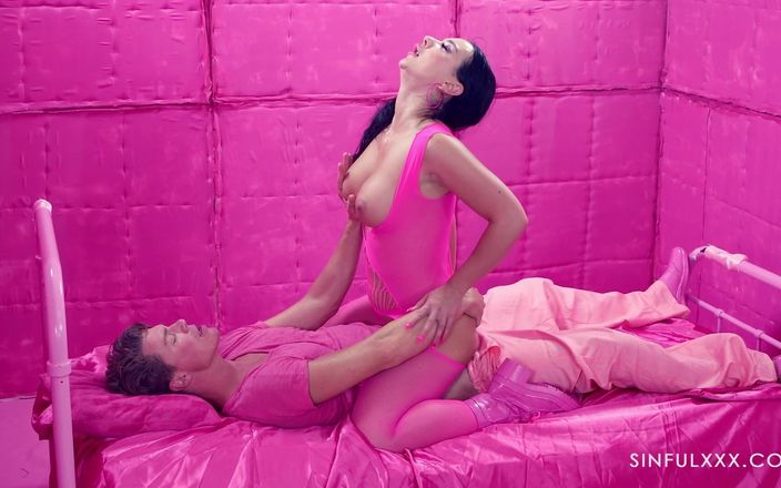 Sinfulxxx: Màu sắc của tội lỗi - màu hồng - Sinfulxxx