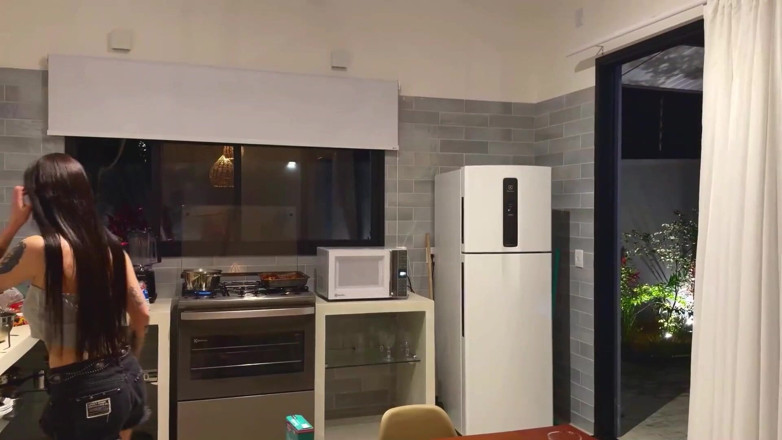 Fefo23x6: I Fucked the Stranger Who Walked Into My House