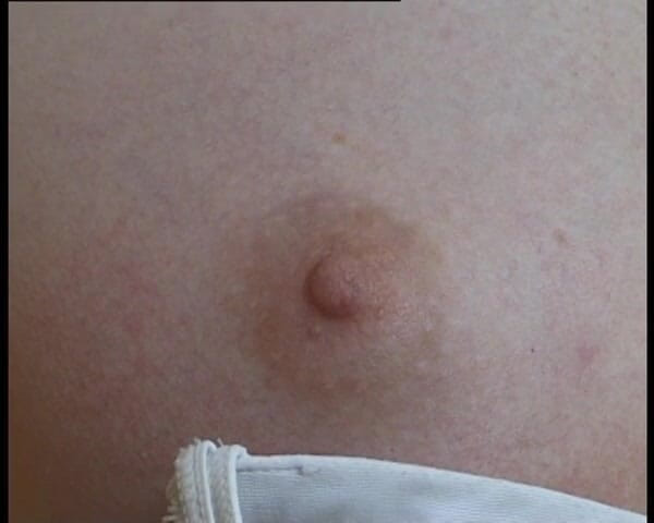 YOUR FIRST PORN: La piccola figa di sandra