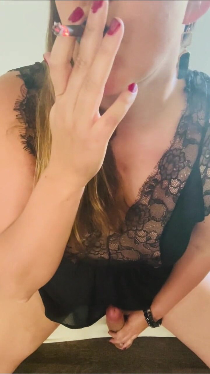 SouthernBellSmoker: JOI Smoking Mistress
