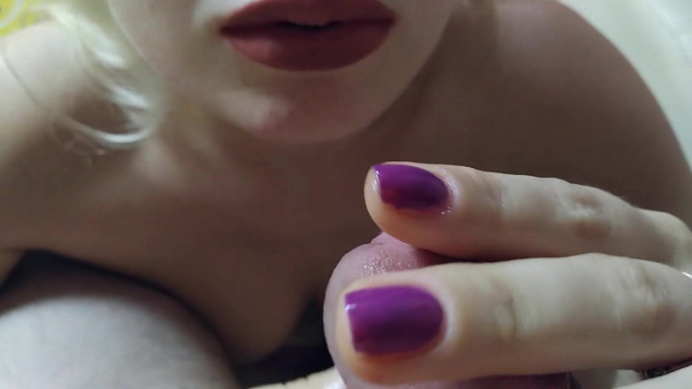Sweet Hot mouth: Sweet blowjob cumshot in mouth