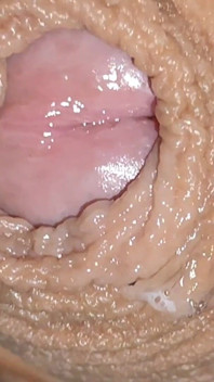 Geweldig Close-up Gaatje Dat Intens Voorvocht Kwijlt.