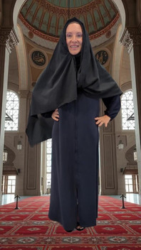 Abaya y hijab se prueban