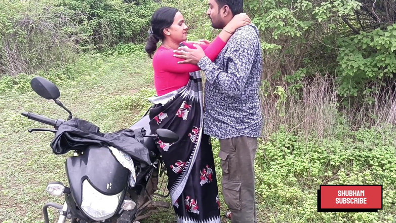 Kavita _zawazawi: L'indiana si scopa nella giungla con il fidanzato